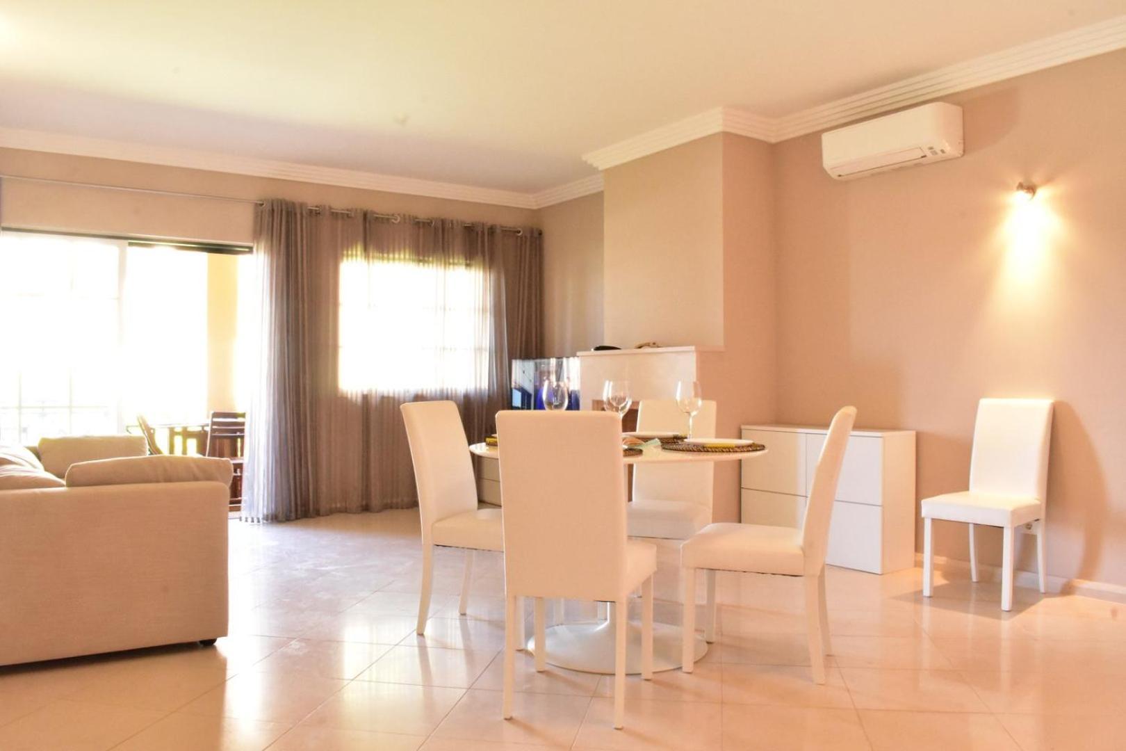 The Albufeira Concierge - Villa Santa Eulalia Ольос де Агуа Екстериор снимка